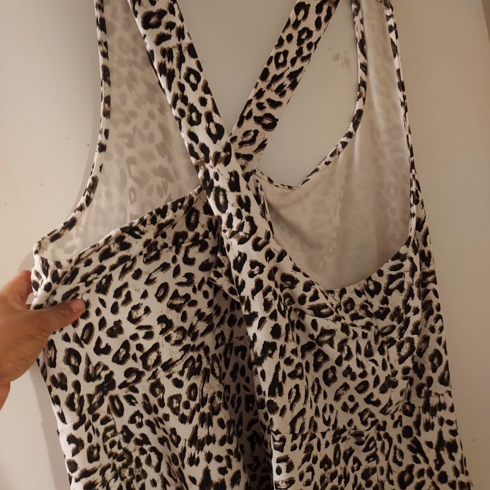 Criss cross hi low top torrid size 4